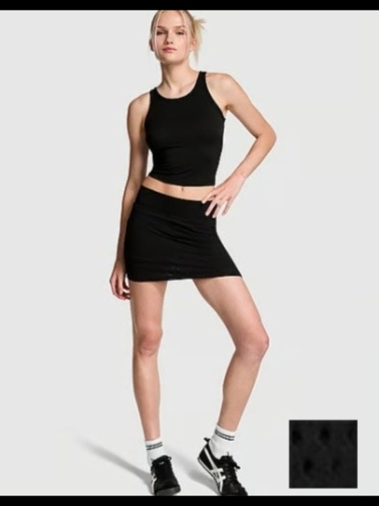 PINK Victoria's Secret Dresses & Skirts - PINK Victoria's Secret Black Soft Seamless Skort